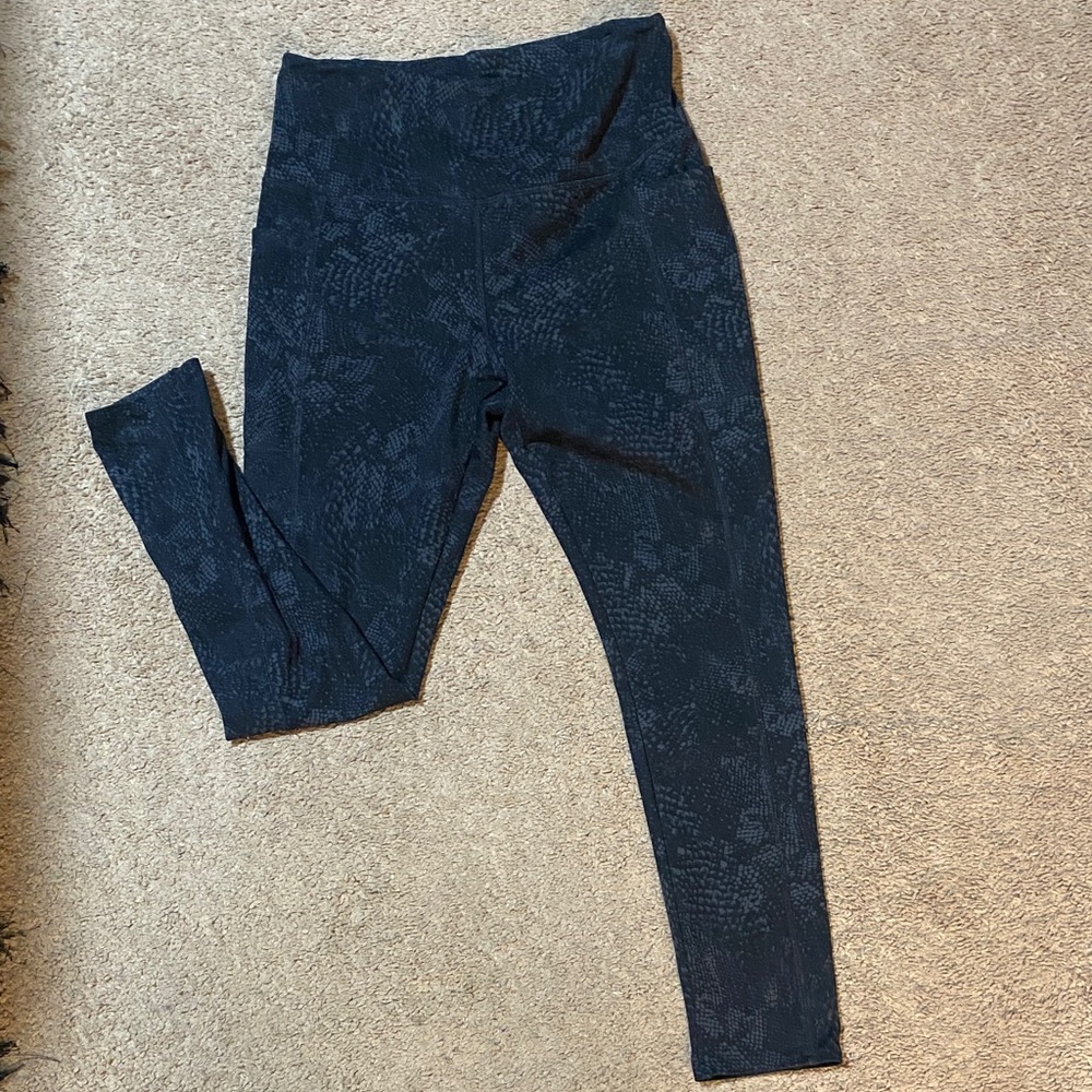 Danskin Black Snake Skin Patterned Leggings